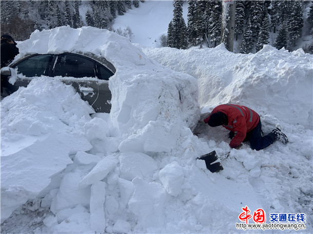 救援受困车辆 (2)