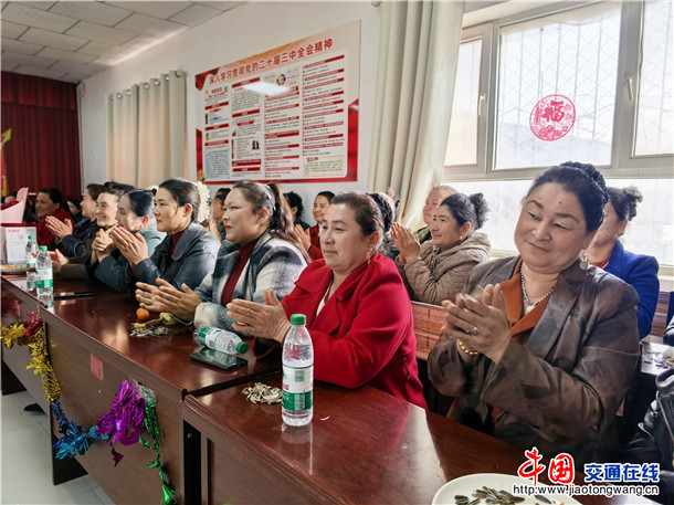 24a2b95944fcfa2992746bebb8af1e9a