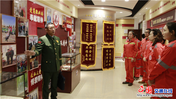 0038390E@00172F74.B969A96900000000