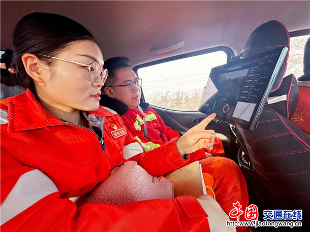 奎屯养护所使用车载轻量化智能检测