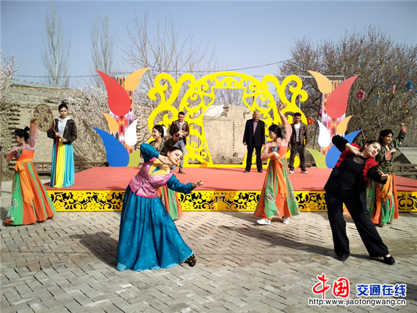 土陶村彩排现场。喀伍力江 摄