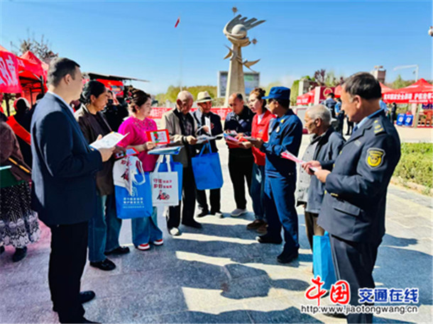 活动现场。娜扎凯提 摄 (2)