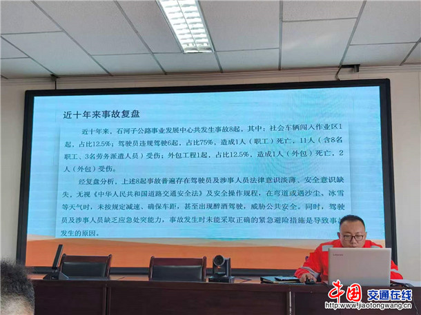 花园镇养护所圆满完成设备年检年审 助力全年公路养护4