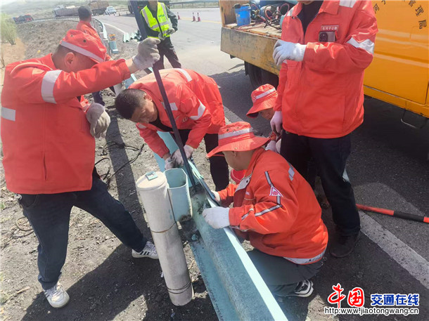 5A3F71C3268CF8FD54FAC154DEE5A7B3