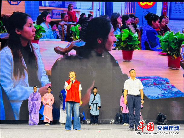决赛现场。娜扎凯提 摄