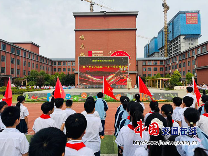 图片1 图片1