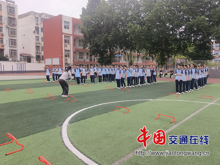 图片2 图片2