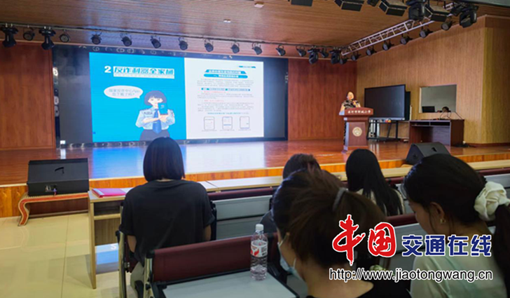 图片8 图片8